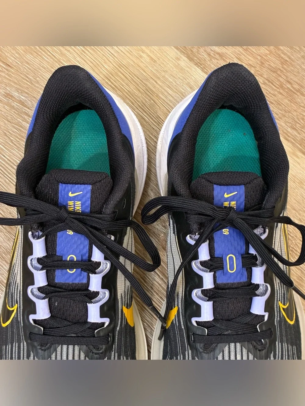 Nike Air Winflo 9 running shoes in the 'Black Lapis Yellow' Women’s US 8 EU 39